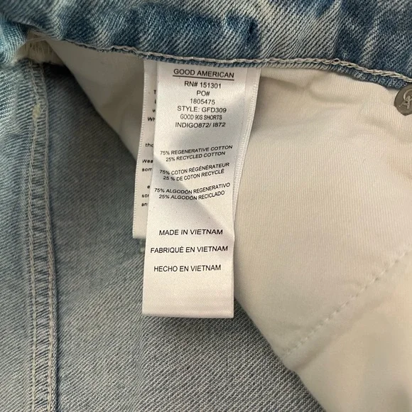 NWT Good American Good ‘90s Shorts - Picture 7 of 8